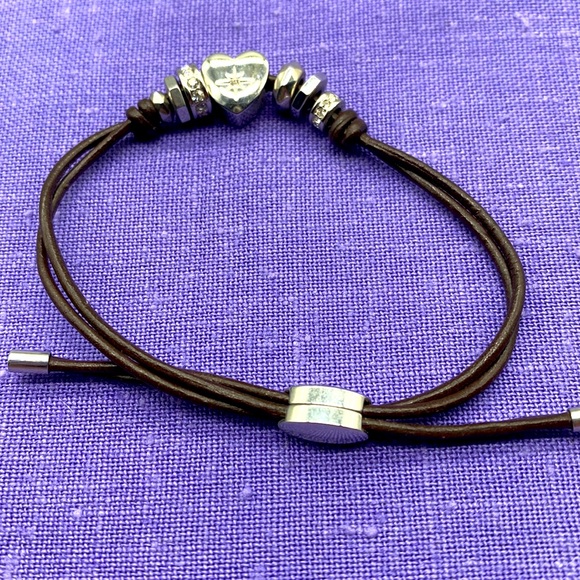 Vintage Fossil black leather cord with silver tone heart star ⭐️ bracelet 🌼🌸 - Picture 1 of 4